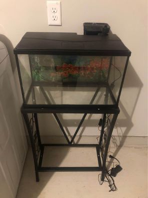 10 Gallon Fish Tank With Hang On Filter/Heater/Stand