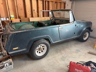 1972 Jeep Grand Wagoneer