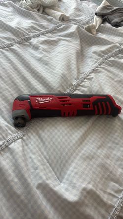 Milwaukee m12 multitool