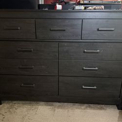 7 Drawer Dresser