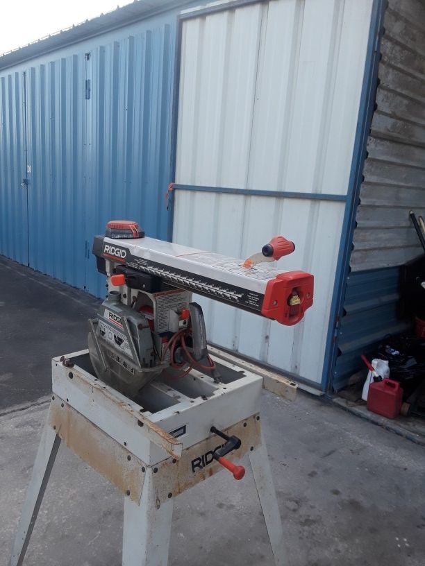 Ridgid RS 1000 radial arm saw and stand