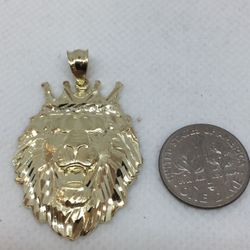 10 K Y Large Lion Head Charm