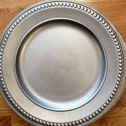 Pewter Charger Plates (4)