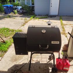 SmokePro Pellet Grill