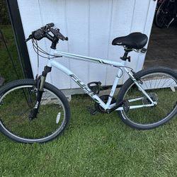 Mountain Bike(Men's) Fuji Nevada 2.1(New Price)