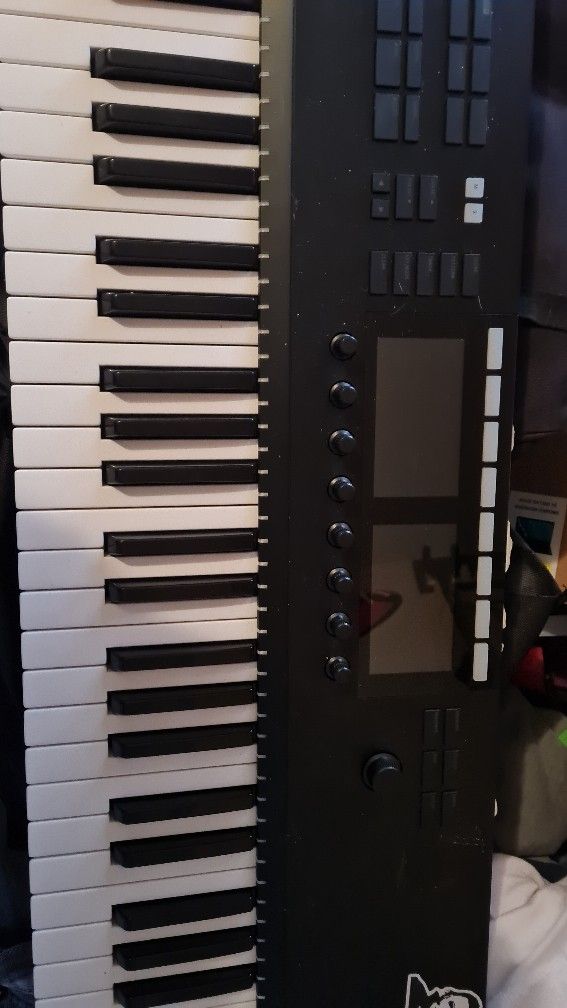 Komplete Kontrol S49