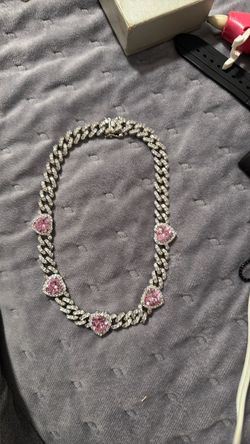 Pick hearts necklace