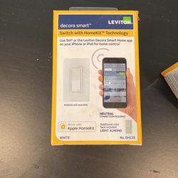 2x Leviton Decora Homekit Switch