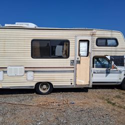1988 Toyota Dolphin