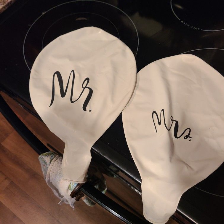 Giant Mr. & Mrs. Balloons