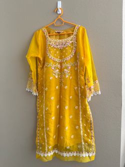 Kurta with scaf