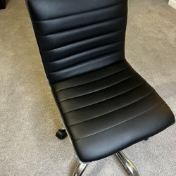 Computer/Vanity Chair