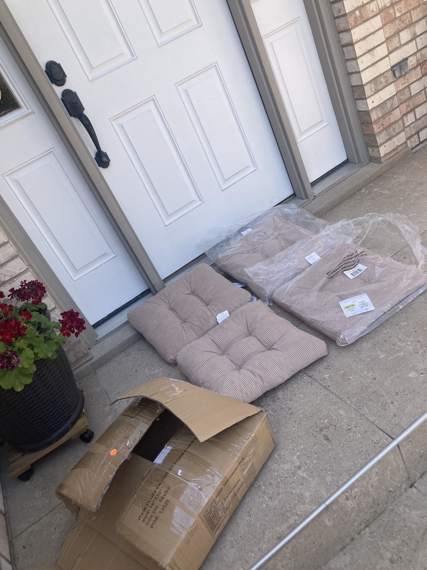 New 16x16 Cushions
