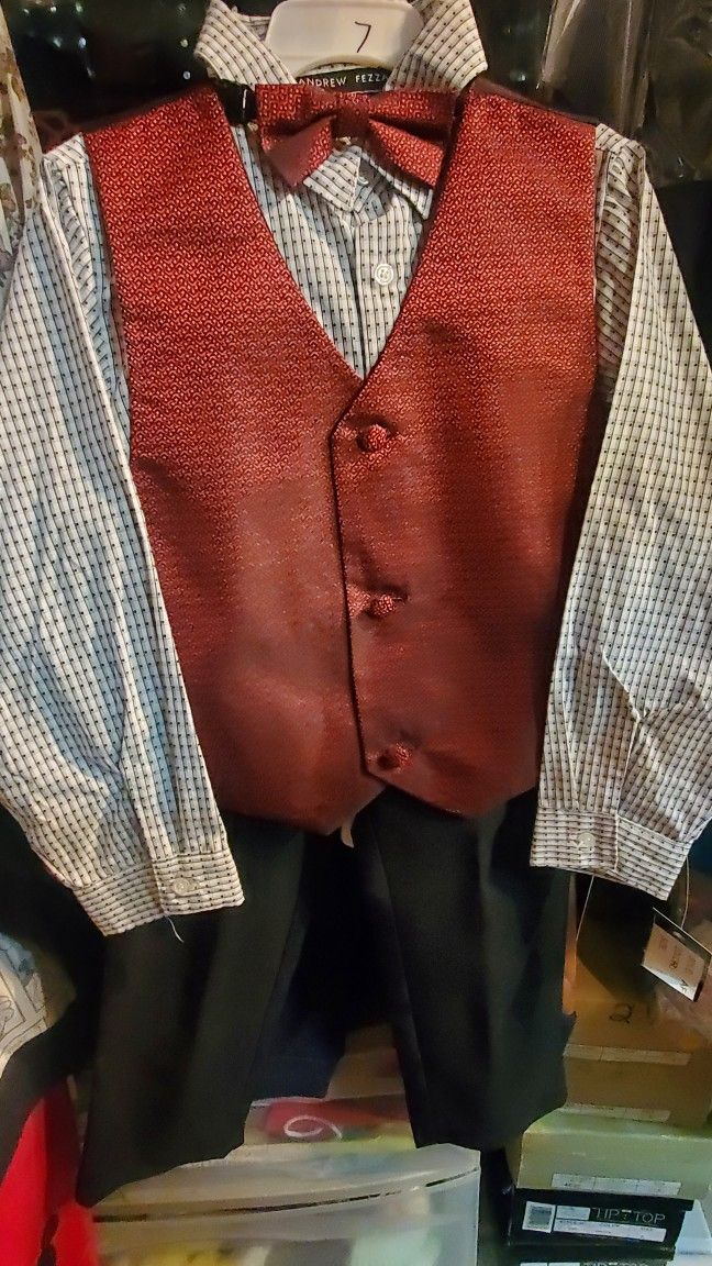 NEW Boys Red/Black 4pcs Suit Sizes 4 And 7