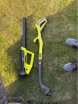 RYOBI ONE+ 18V String Trimmer Weed Wacker + Leaf Blower Combo with 2Ah Battery & Charger
