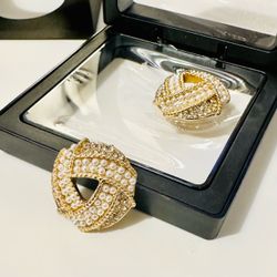 Stud Earrings