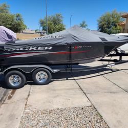 Boat Tracker 2016 Pro Guide SC 175.deep V