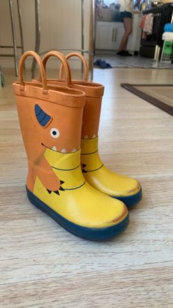 rain boots