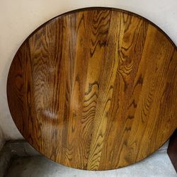 Solid Oak Table 6 Chairs And 4 Bar Stools