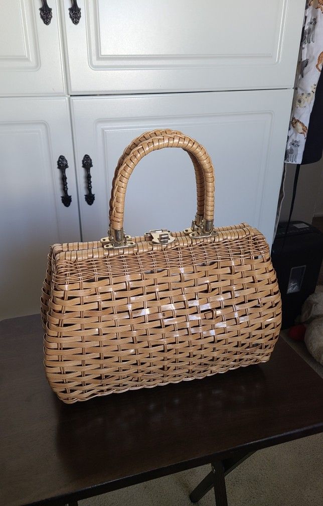 Vintage Wicker Purse