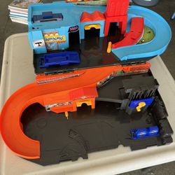 Hot wheels Gas Station Play Set