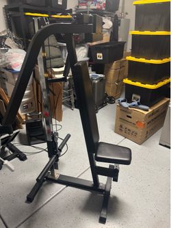 Peck Deck Fly and Rear Delt Machine