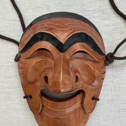 Hand-Carved Korean Hahoe Mask – Yangban Design with Movable Jaw