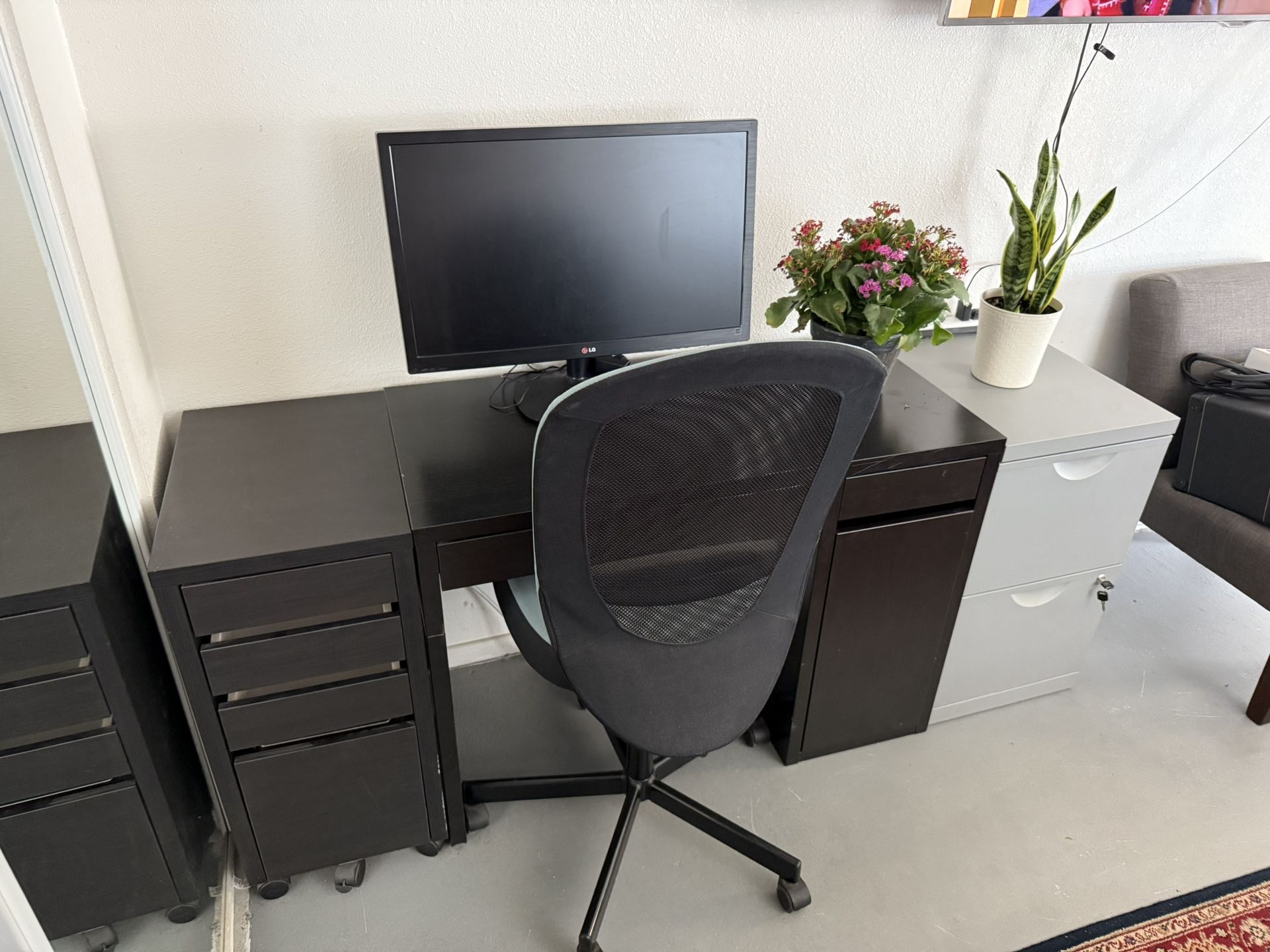 Desk And Chair