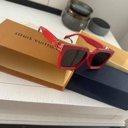 Red Louis Vuitton 1.1 Millionaire Sunglasses for Sale in Queens, NY