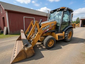 Backhoe Loader CASE 580 Super  2013