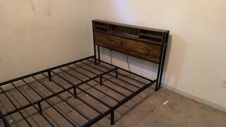 Bed frame Queen
