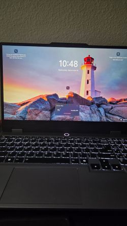 Lenovo LOQ 15Arp9 RTX 4050, Ryzen 5, 16gb ram