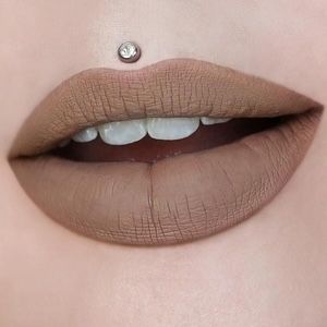 Jeffree Star Liquid Matte Lipstick Baby Daddy