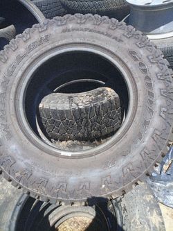 265/70R17 m+s GOOD YEAR WRANGLER  BRAND NEW ONLY ONE  maybe two