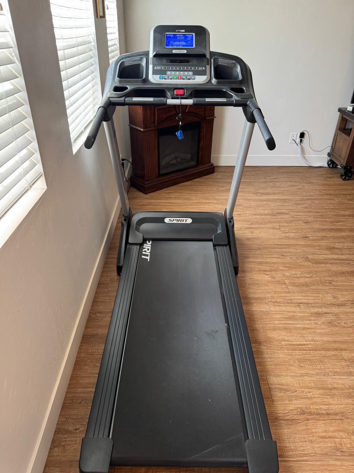Easy Treadmill Cardio Fat Burn Folds Up Heart Rate Monitor Multiple Speeds and Inclines