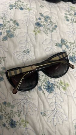 Burberry Flat-Top Sunglasses