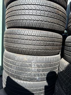 Llanta 275/50/22 BRIDGESTONE