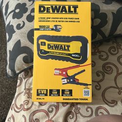 Dealt Lithium Jump Starter With USB Power Bank 