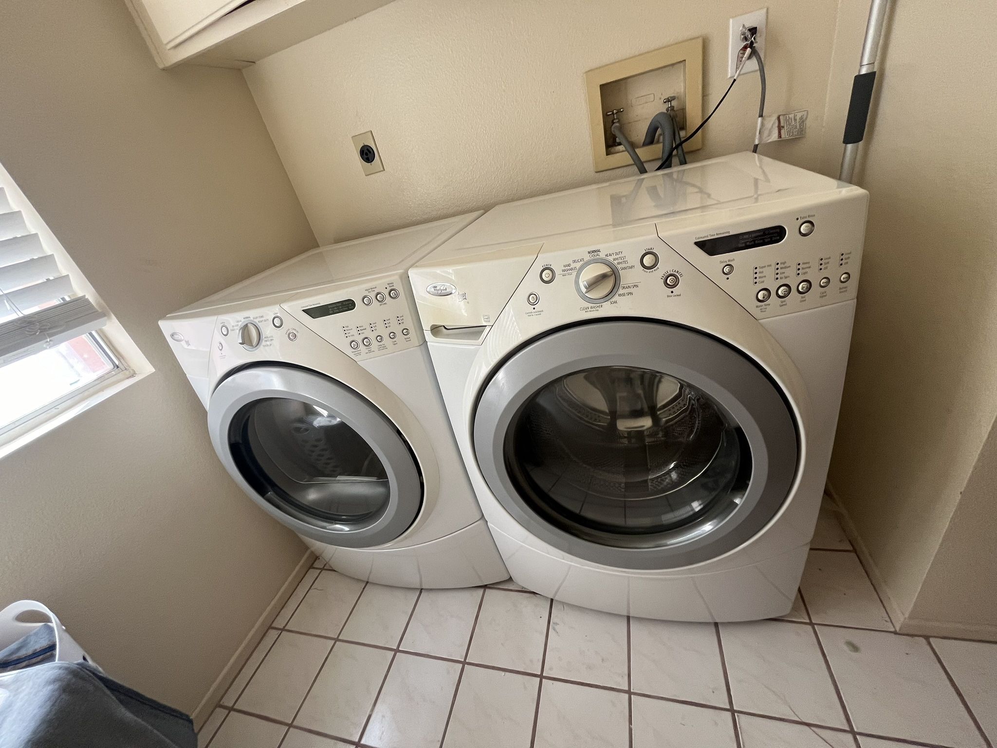 Whirlpool Washer And Gas Dryer