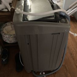 Small Apt/camper Washing Machine