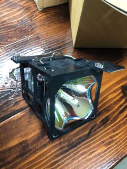 Projector lamp LP720/730 (MSCR150E4H)