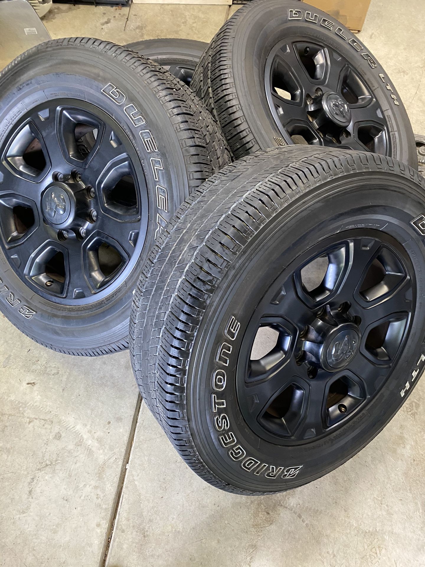 Ram 2500 wheels and tires