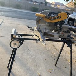 Dewalt Cutting Saw
