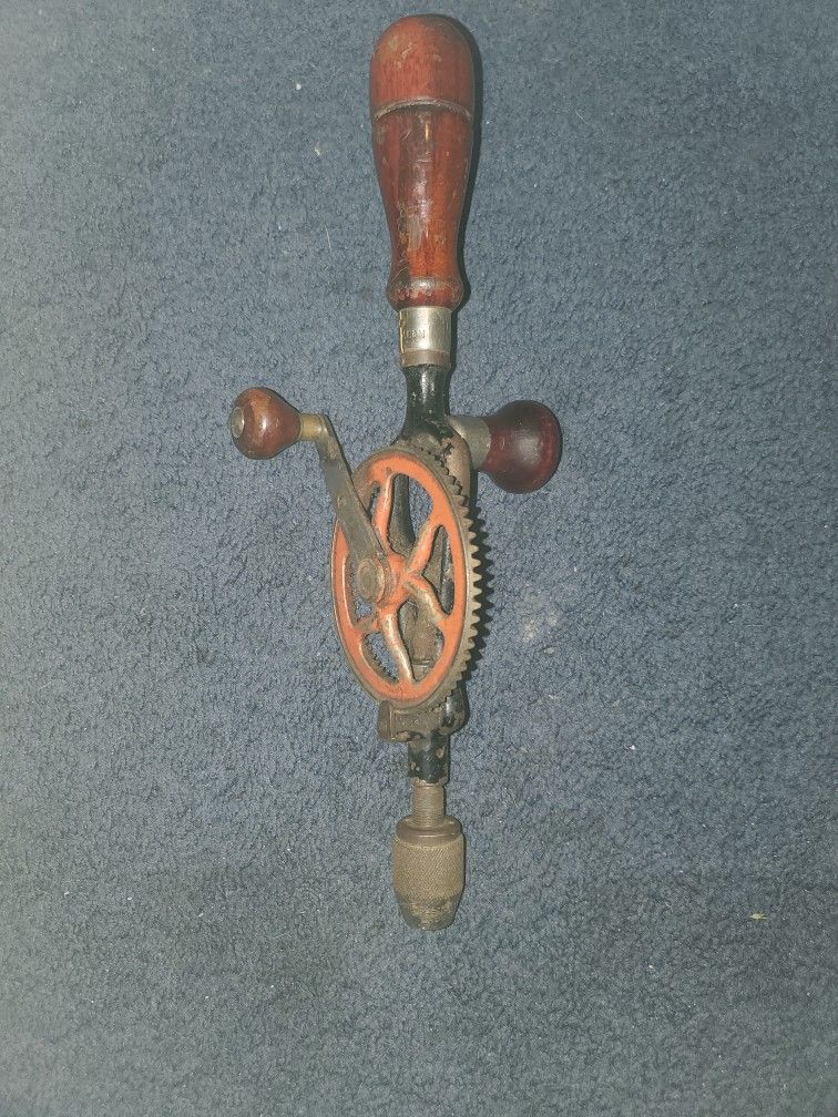 1920's GOODELL-PRATT TOOLSMITHS No 379 hand drill !!!