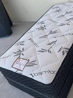 Black Bamboo Twin Size  Set 