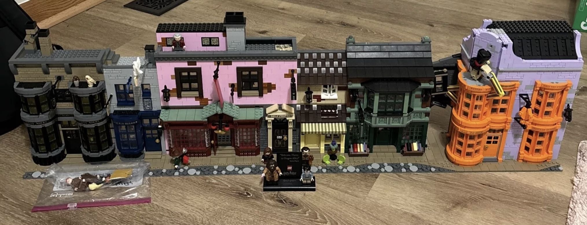 LEGO Harry Potter: Diagon Alley (75978) 5544 Pieces (NO TRADES)