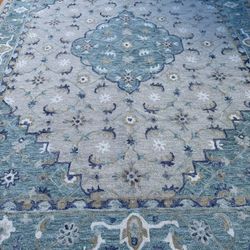 Stunning 9x12 Grey & Blue Medallion Area Rug