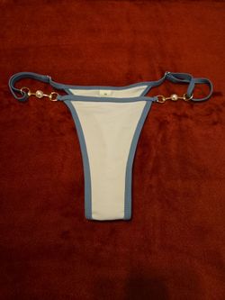 Ribbed Thong with Pearl Chain Detail, Size M
