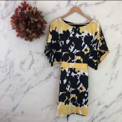 BCBG MAXAZRIA Flowy Dress - M