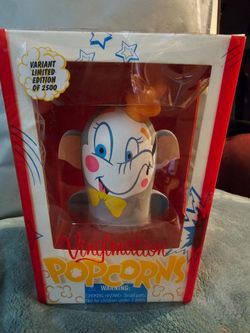 Disney Parks Vinylmation Popcorns Collection Dumbo Variant Limited Edition